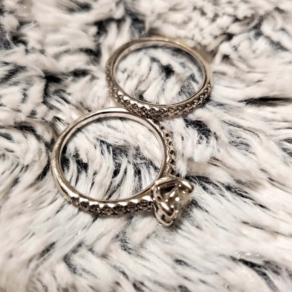 ENGAGEMENT 💍 & WEDDING RING SET - Picture 4 of 6